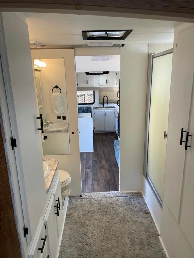 Hotel Rv2 Stunning Rv Private Netflix Freeparking Moreno Valley Esterno foto