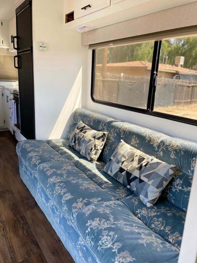 Hotel Rv2 Stunning Rv Private Netflix Freeparking Moreno Valley Esterno foto